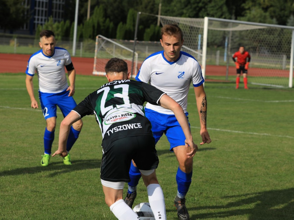 Unia - Huczwa 0:3. Koniec pucharowej przygody - ZDJĘCIA, WIDEO