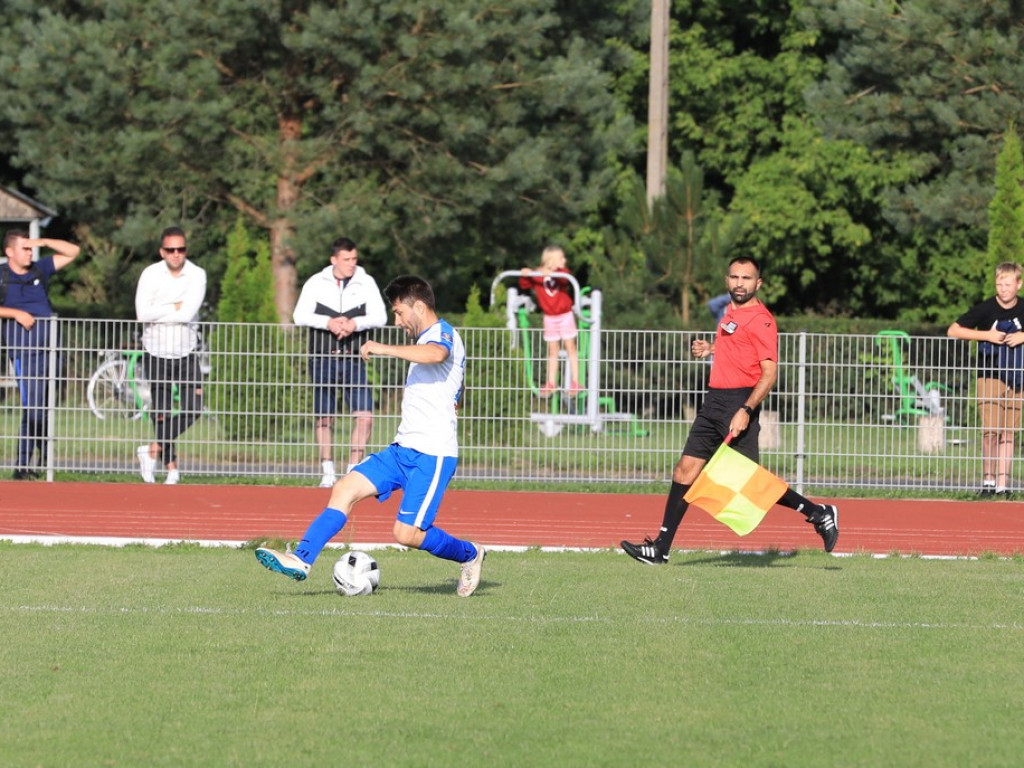 Unia - Huczwa 0:3. Koniec pucharowej przygody - ZDJĘCIA, WIDEO