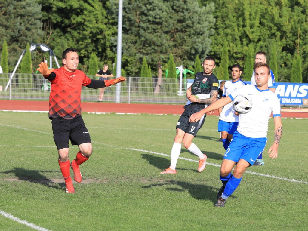 Unia - Huczwa 0:3. Koniec pucharowej przygody - ZDJĘCIA, WIDEO