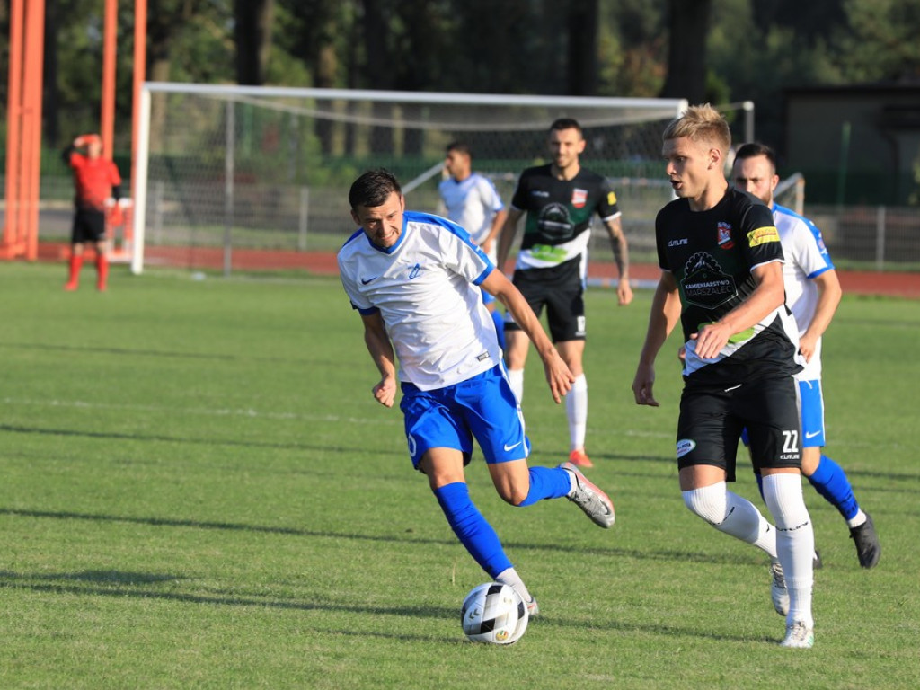 Unia - Huczwa 0:3. Koniec pucharowej przygody - ZDJĘCIA, WIDEO