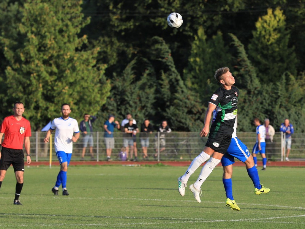 Unia - Huczwa 0:3. Koniec pucharowej przygody - ZDJĘCIA, WIDEO