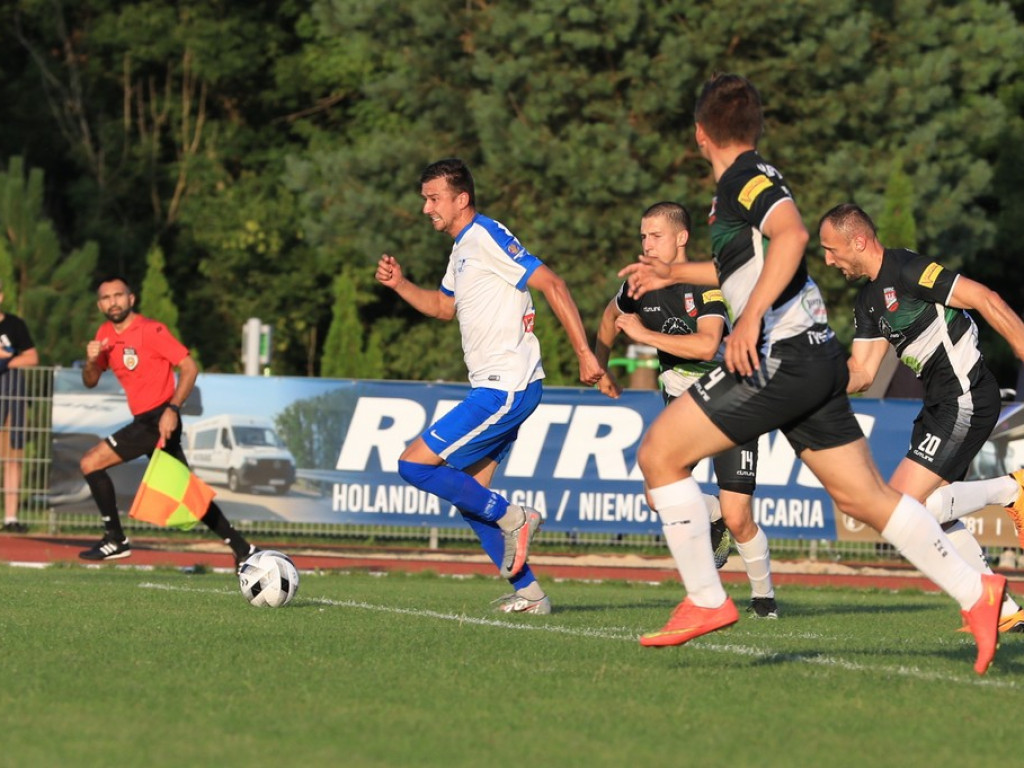 Unia - Huczwa 0:3. Koniec pucharowej przygody - ZDJĘCIA, WIDEO