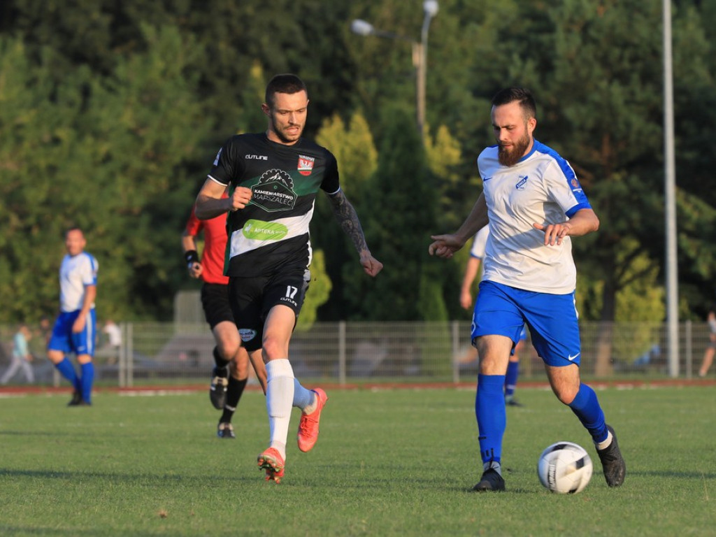 Unia - Huczwa 0:3. Koniec pucharowej przygody - ZDJĘCIA, WIDEO