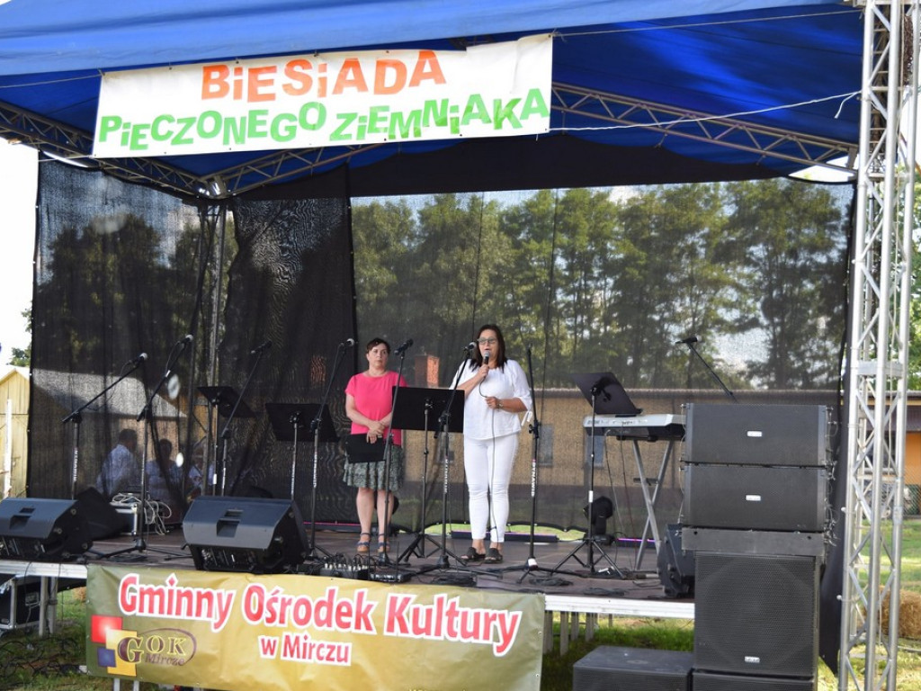 Biesiada Pieczonego Ziemniaka w Szychowicach - ZDJĘCIA