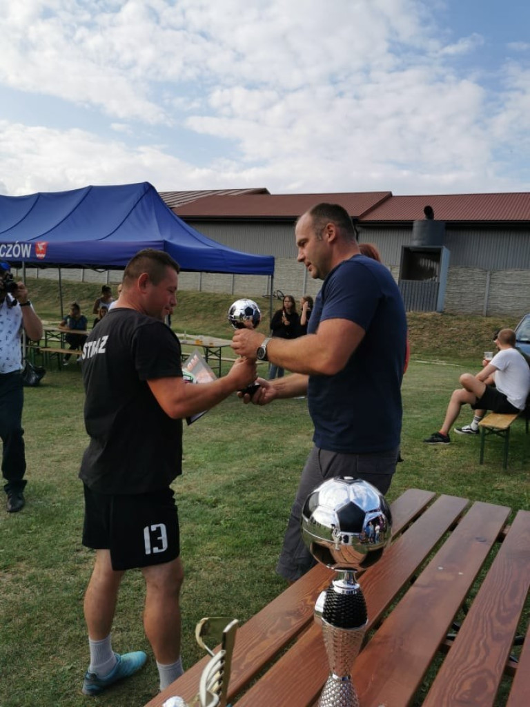 Wakacje na sportowo - w Majdanie ścinali i kopali - ZDJĘCIA