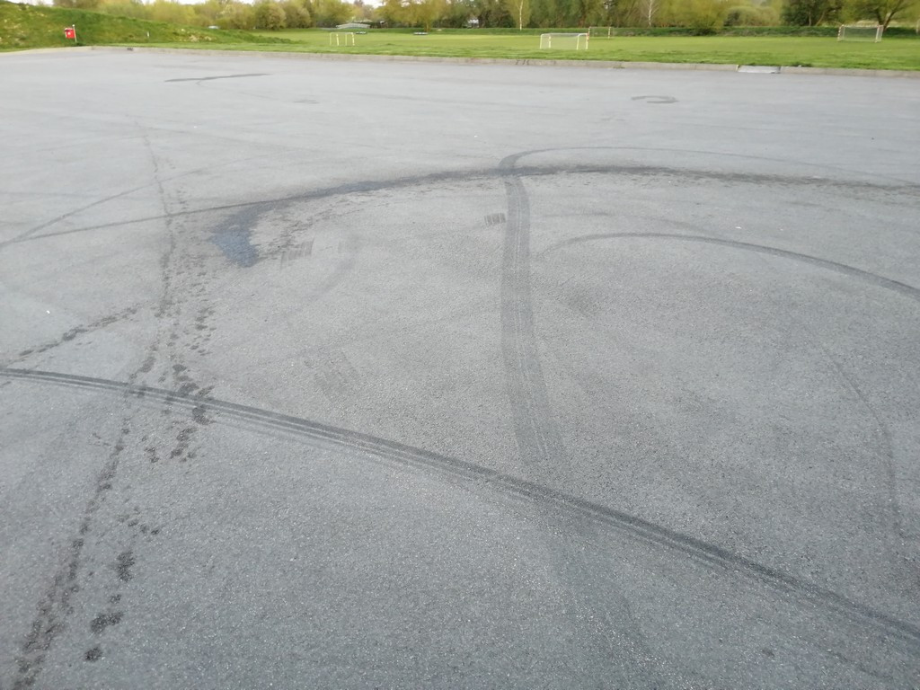 Hrubieszów: Sprawa niezakończonej inwestycji - parking przy ulicy Ciesielczuka Hrubieszów - uwagi do odpowiedzi - ZDJĘCIA