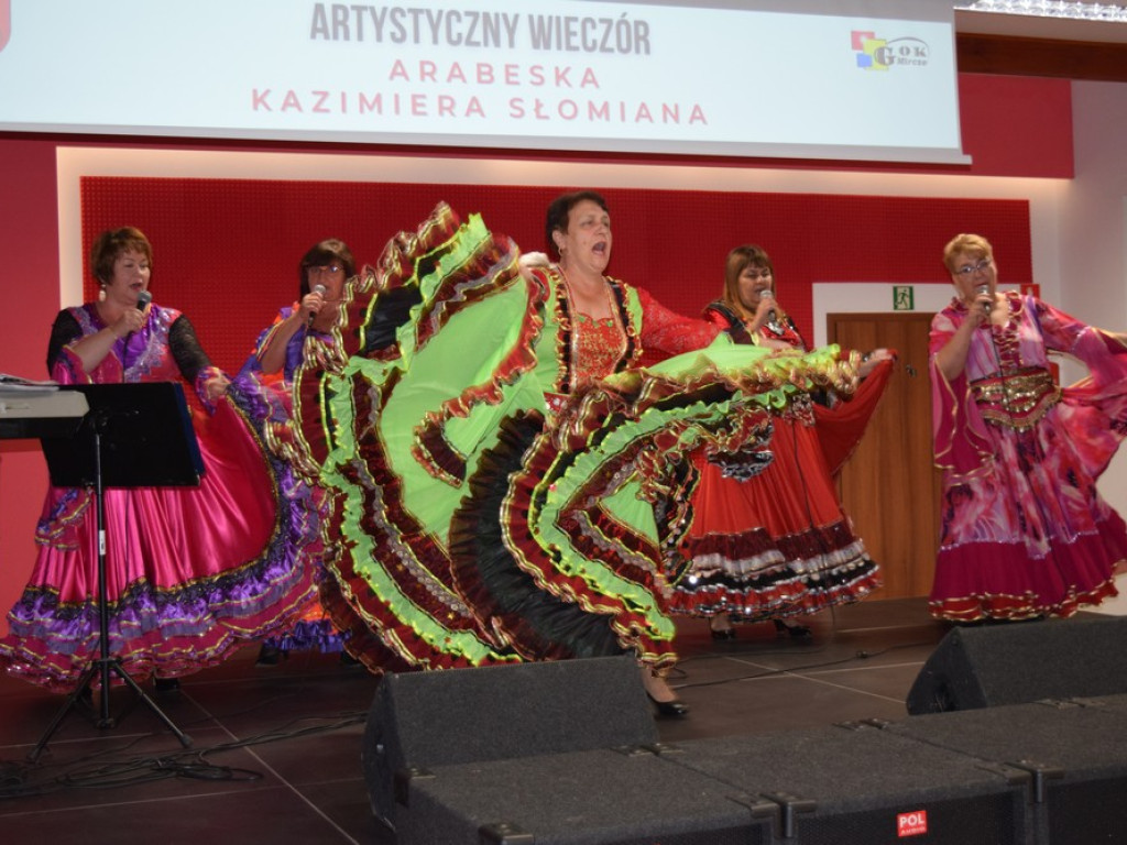 Wieczór artystyczny w Mirczu - ZDJĘCIA