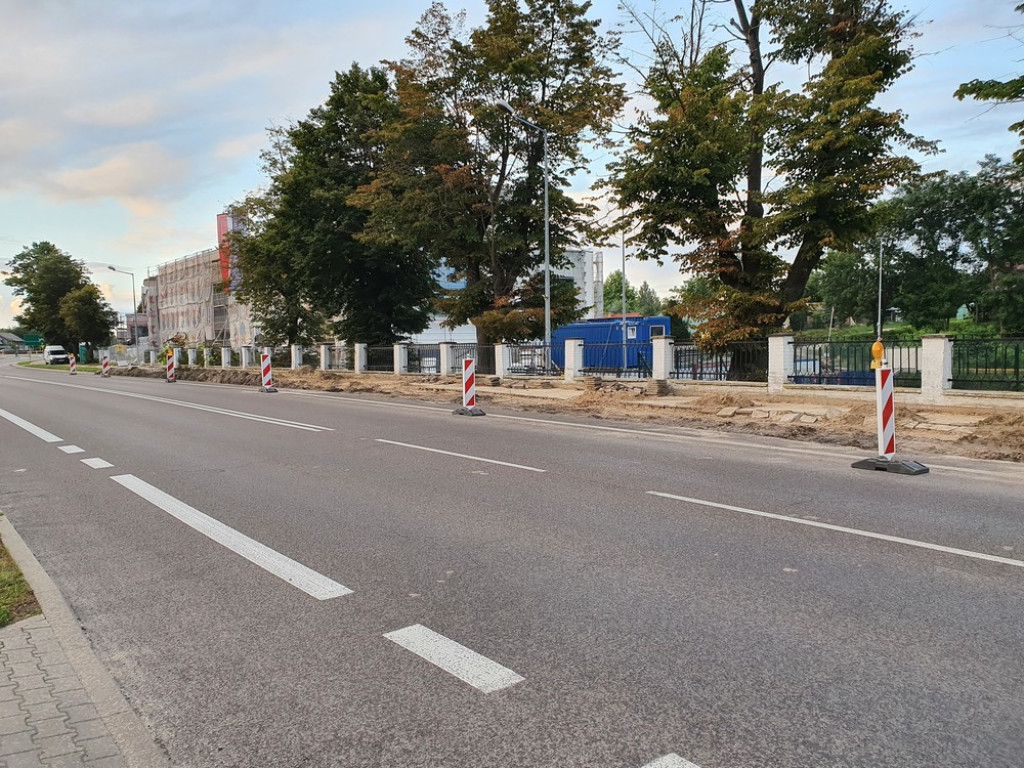Hrubieszów: Przebudowa Żeromskiego i drogi dojazdowej do basenu - ZDJĘCIA