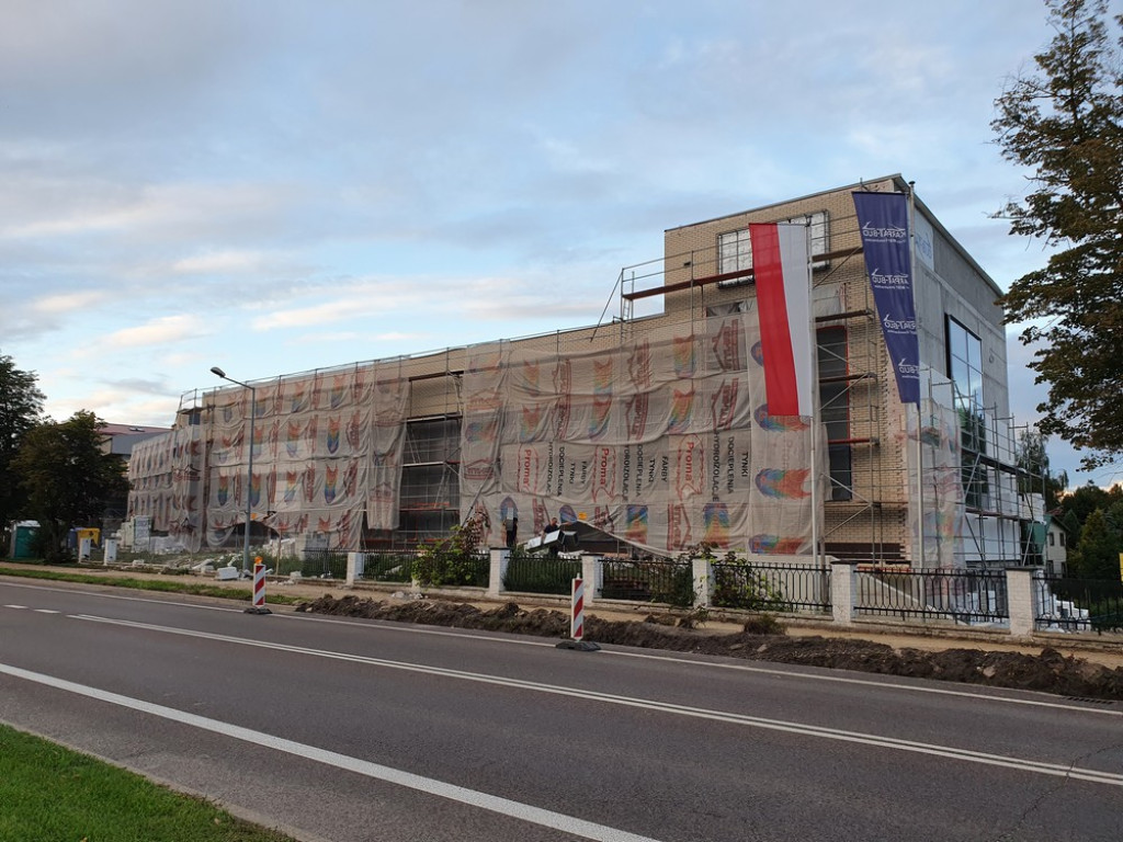 Hrubieszów: Przebudowa Żeromskiego i drogi dojazdowej do basenu - ZDJĘCIA