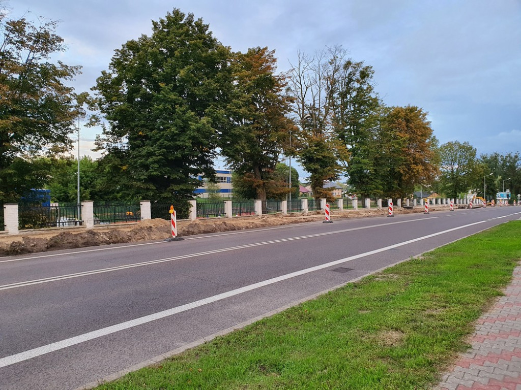 Hrubieszów: Przebudowa Żeromskiego i drogi dojazdowej do basenu - ZDJĘCIA