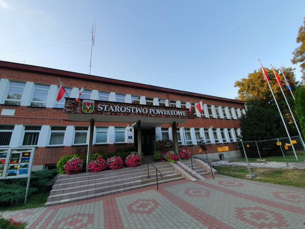 Remont wejścia do hrubieszowskiego starostwa - ZDJĘCIA