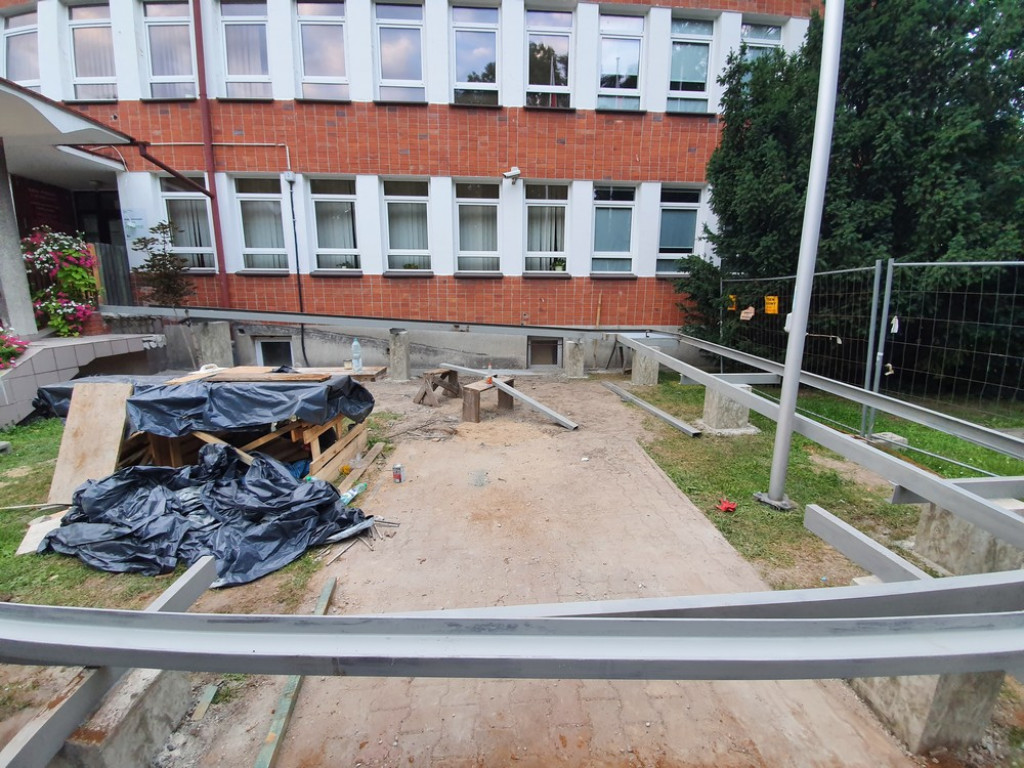 Remont wejścia do hrubieszowskiego starostwa - ZDJĘCIA