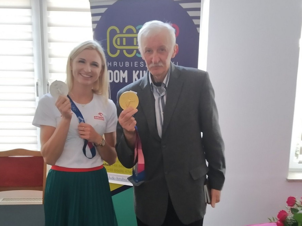 Osiem medali w Mistrzostwach Województwa Młodzików w lekkiej atletyce - ZDJĘCIA