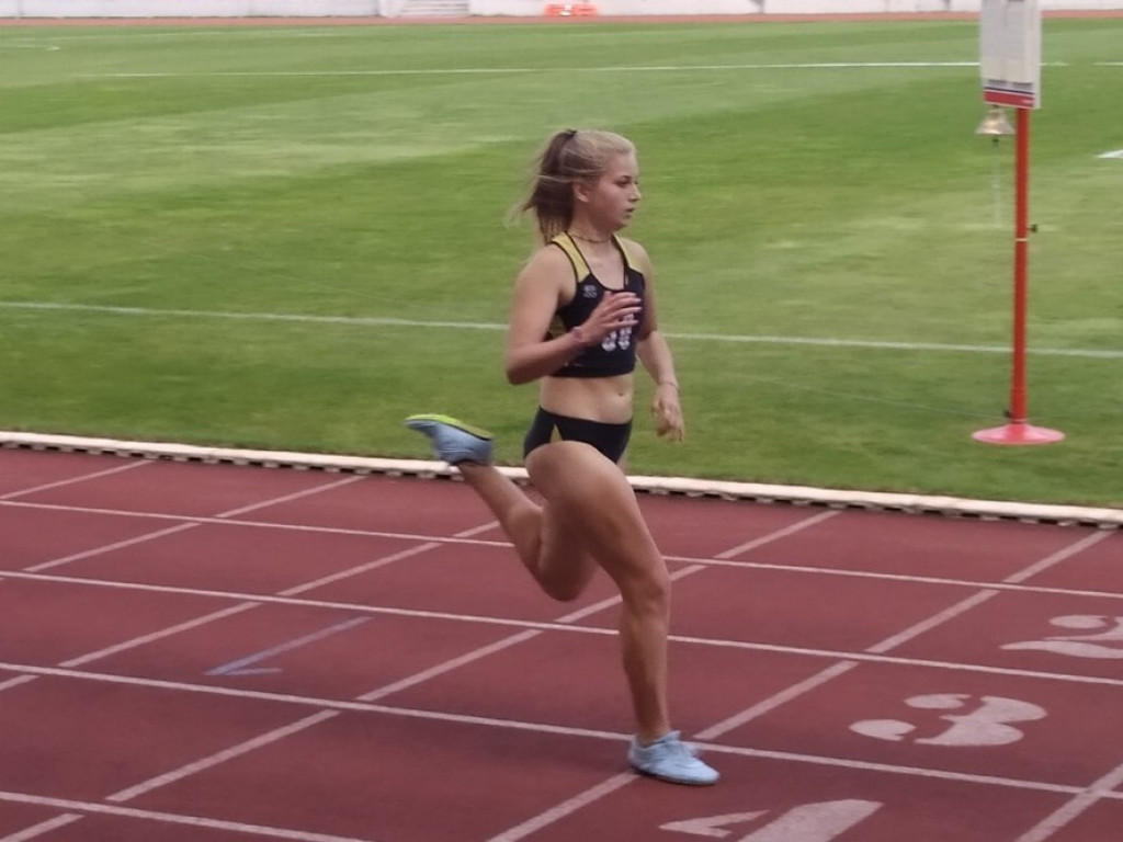 Osiem medali w Mistrzostwach Województwa Młodzików w lekkiej atletyce - ZDJĘCIA