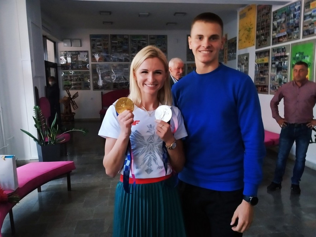Osiem medali w Mistrzostwach Województwa Młodzików w lekkiej atletyce - ZDJĘCIA