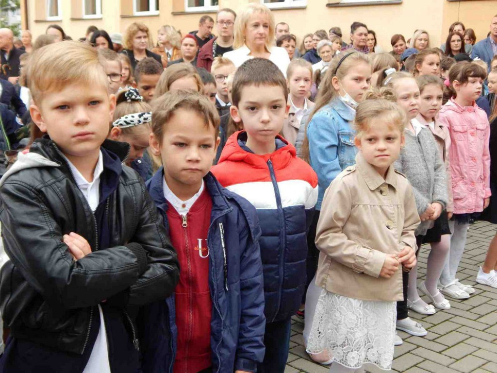 Rozpoczęcie roku szkolnego w hrubieszowskiej Jedynce - ZDJĘCIA