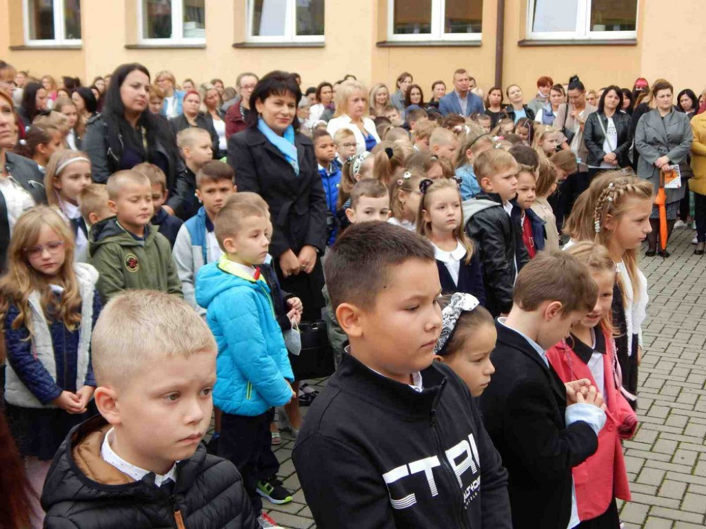 Rozpoczęcie roku szkolnego w hrubieszowskiej Jedynce - ZDJĘCIA