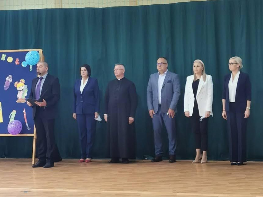 Rozpoczęcie roku szkolnego w hrubieszowskiej Dwójce - ZDJĘCIA