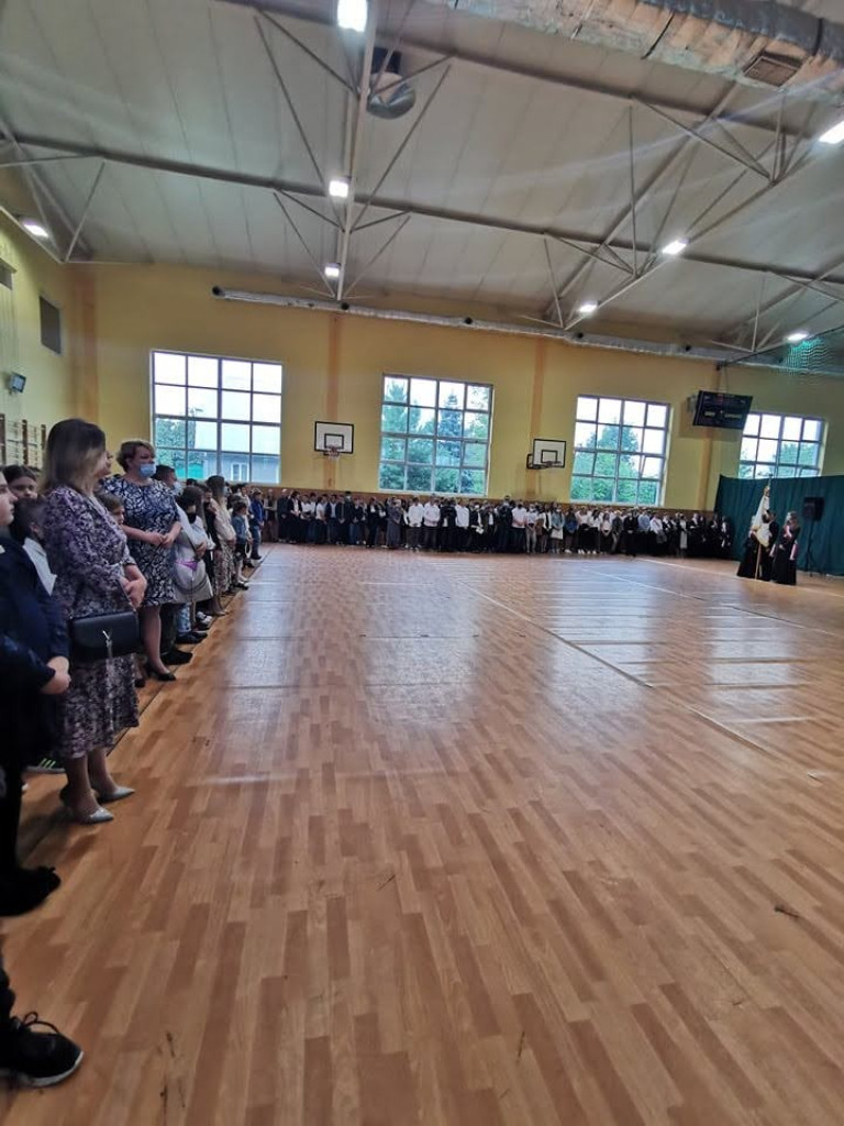 Rozpoczęcie roku szkolnego w hrubieszowskiej Dwójce - ZDJĘCIA