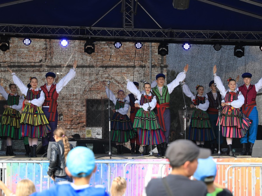 Hrubieszów: Wspomnienie lata - festyn na Rynku - ZDJĘCIA