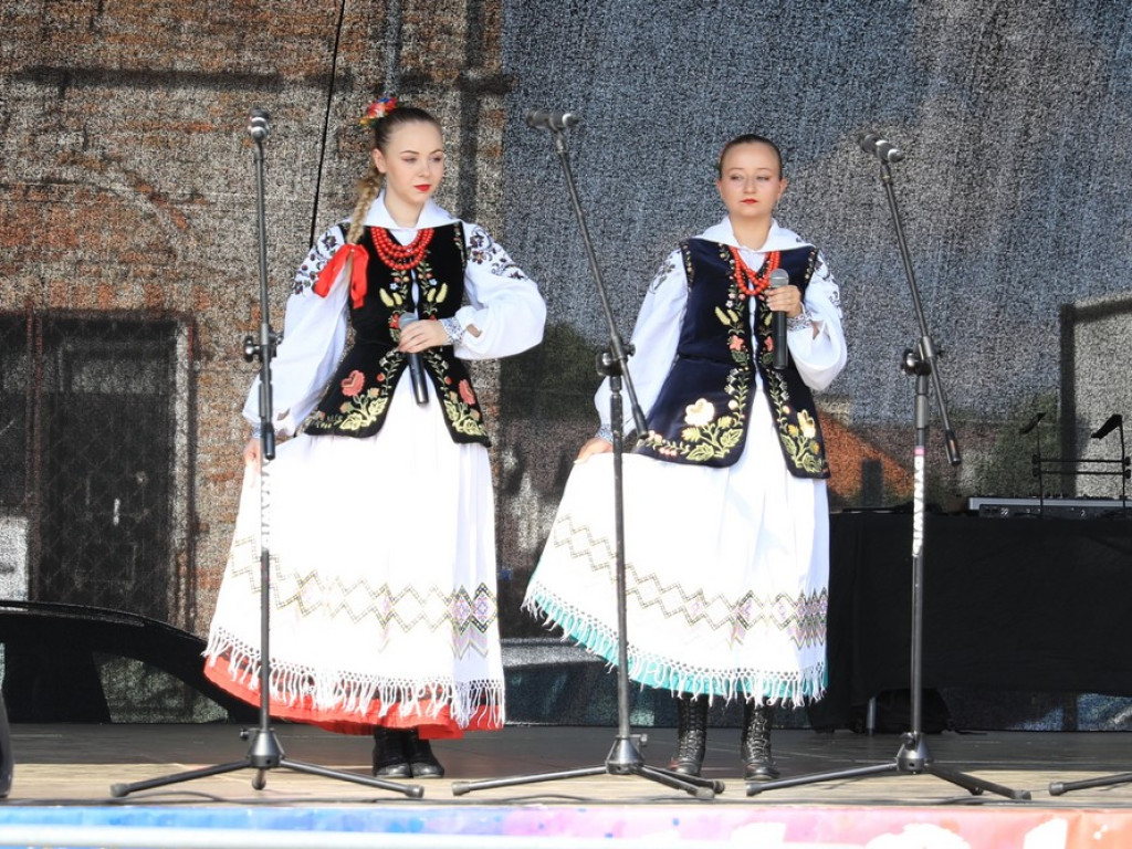 Hrubieszów: Wspomnienie lata - festyn na Rynku - ZDJĘCIA