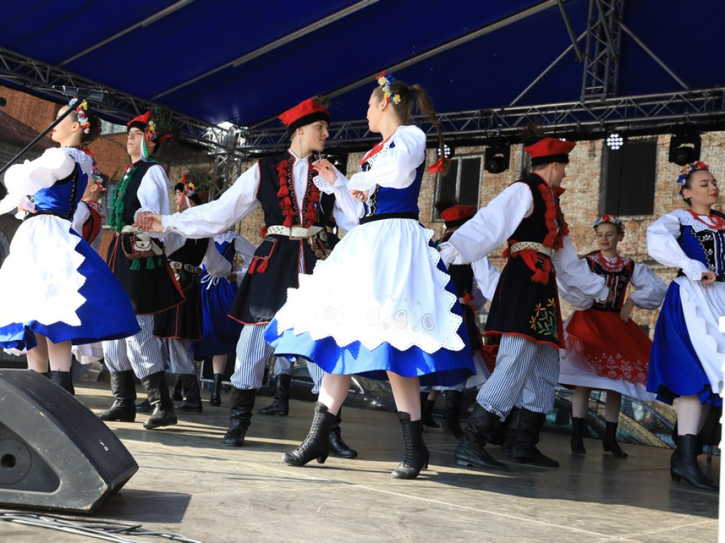 Hrubieszów: Wspomnienie lata - festyn na Rynku - ZDJĘCIA