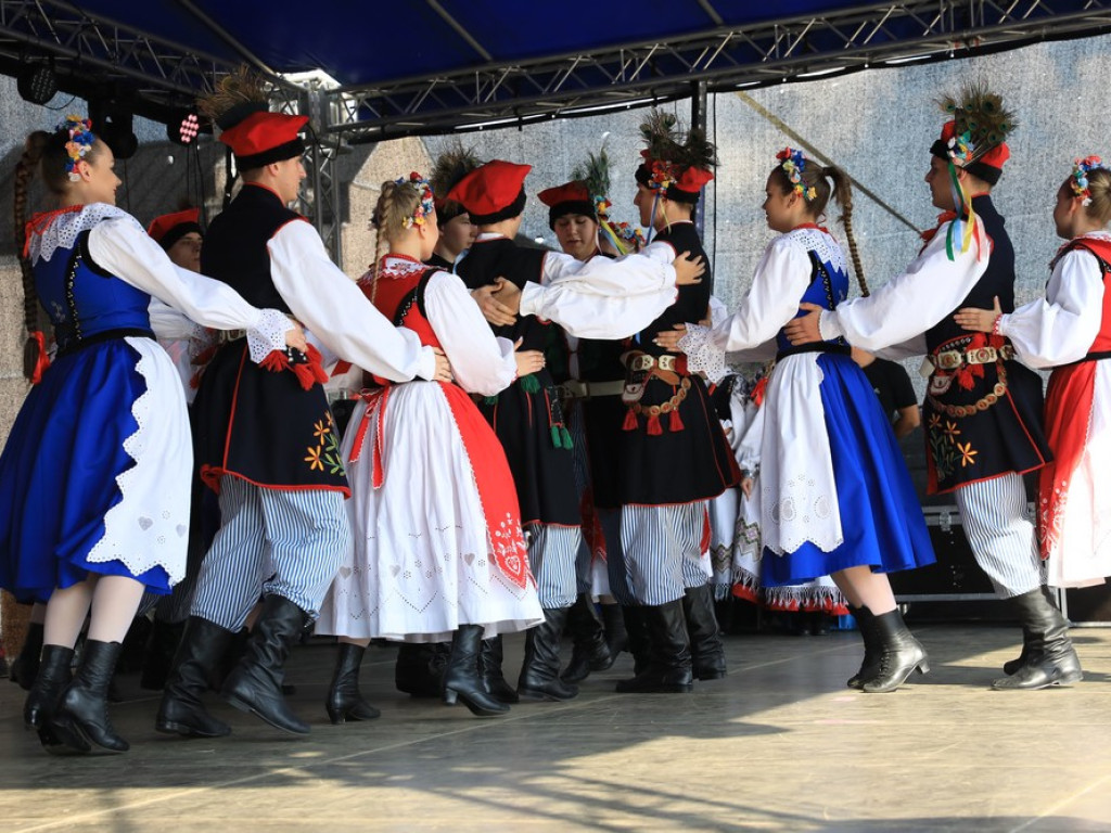 Hrubieszów: Wspomnienie lata - festyn na Rynku - ZDJĘCIA
