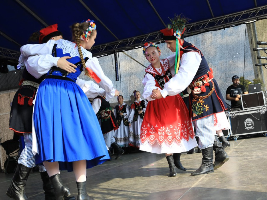 Hrubieszów: Wspomnienie lata - festyn na Rynku - ZDJĘCIA