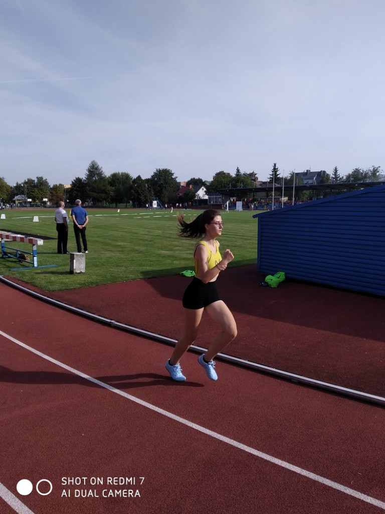 4 medale w lekkoatletycznych Międzywojewódzkich Mistrzostwach Młodzików - ZDJĘCIA