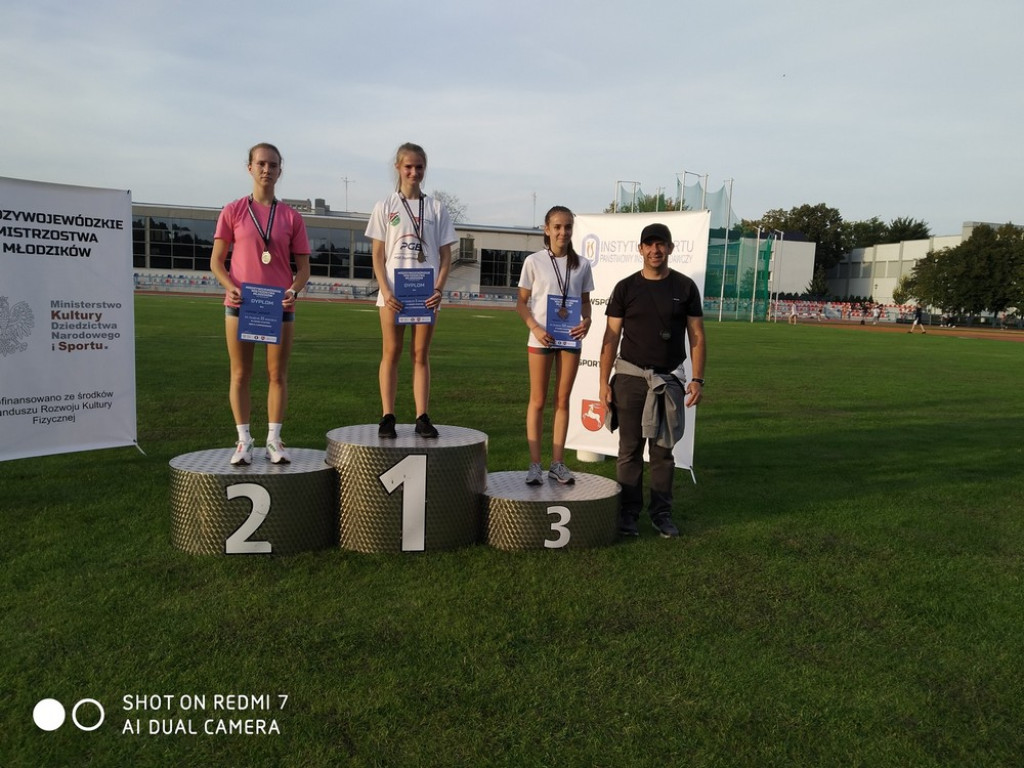 4 medale w lekkoatletycznych Międzywojewódzkich Mistrzostwach Młodzików - ZDJĘCIA