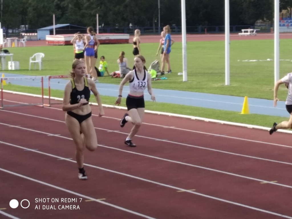 4 medale w lekkoatletycznych Międzywojewódzkich Mistrzostwach Młodzików - ZDJĘCIA