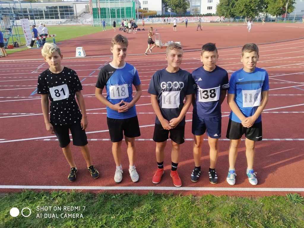 4 medale w lekkoatletycznych Międzywojewódzkich Mistrzostwach Młodzików - ZDJĘCIA