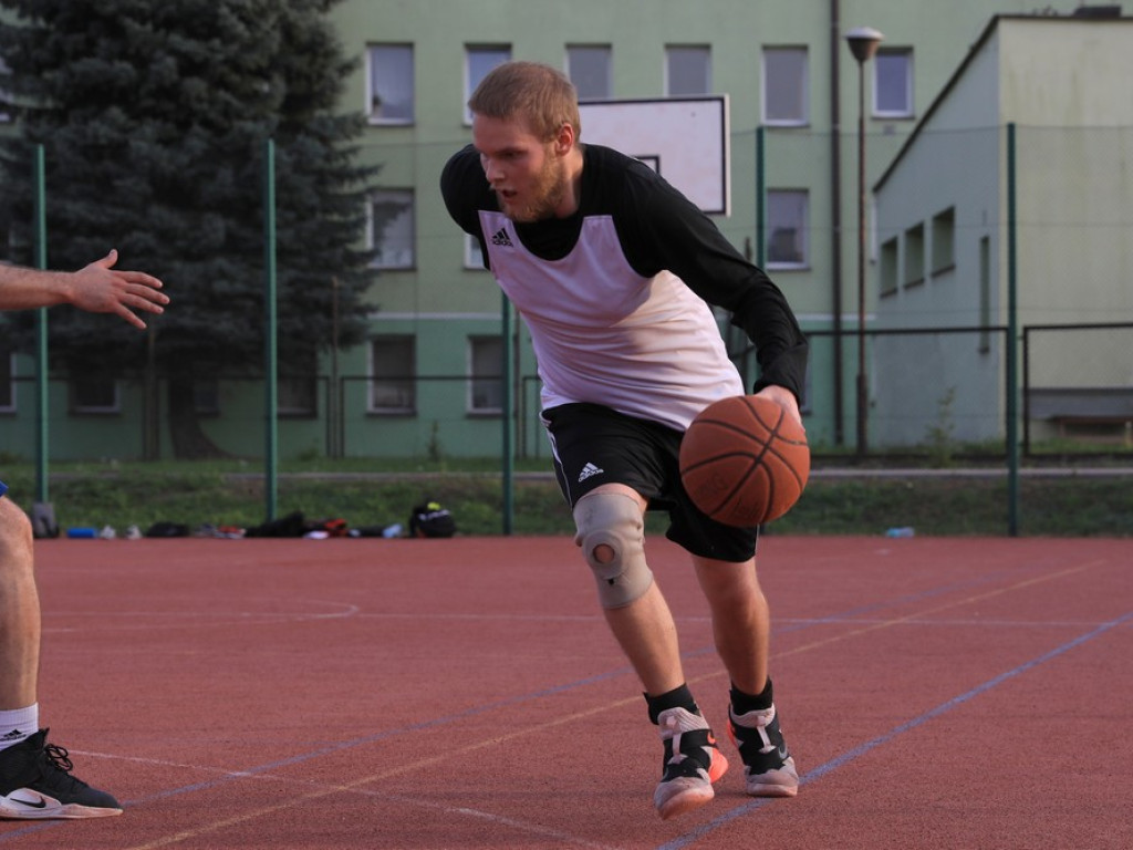Zajazd orlikowym mistrzem streetballa 3x3 - ZDJĘCIA