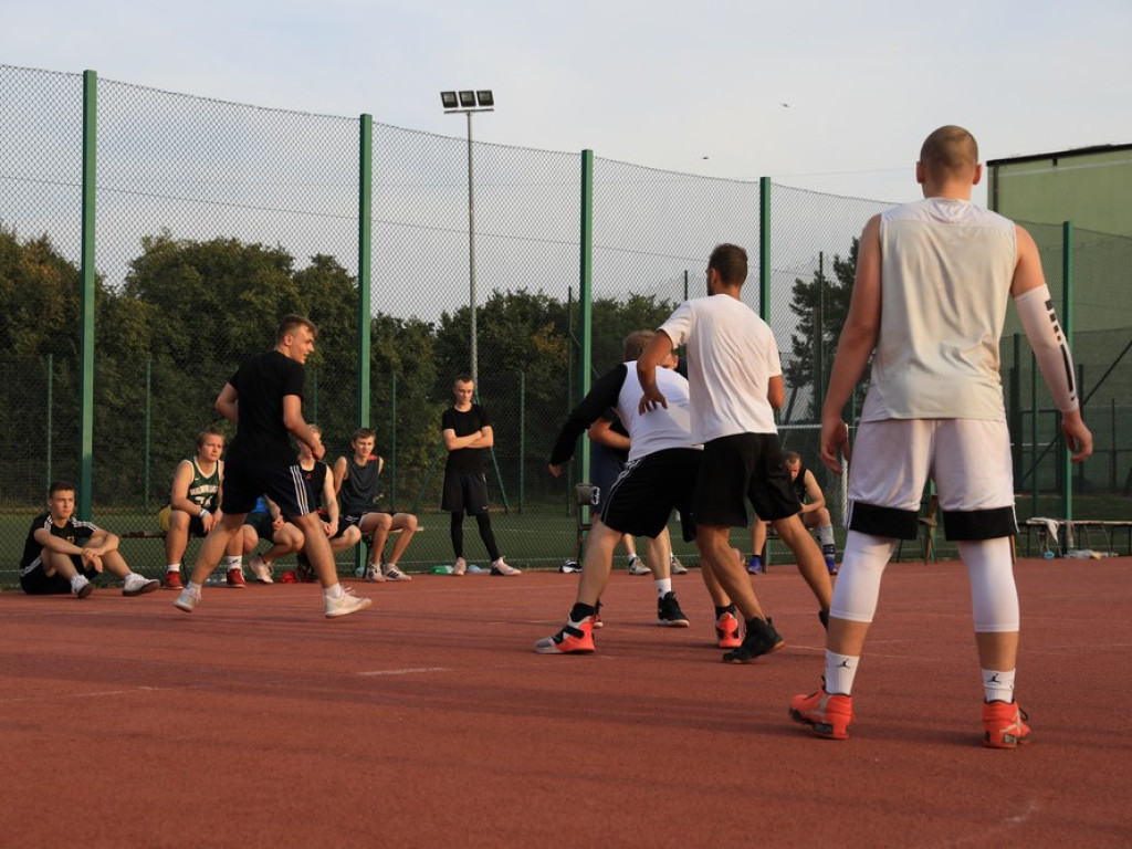 Zajazd orlikowym mistrzem streetballa 3x3 - ZDJĘCIA