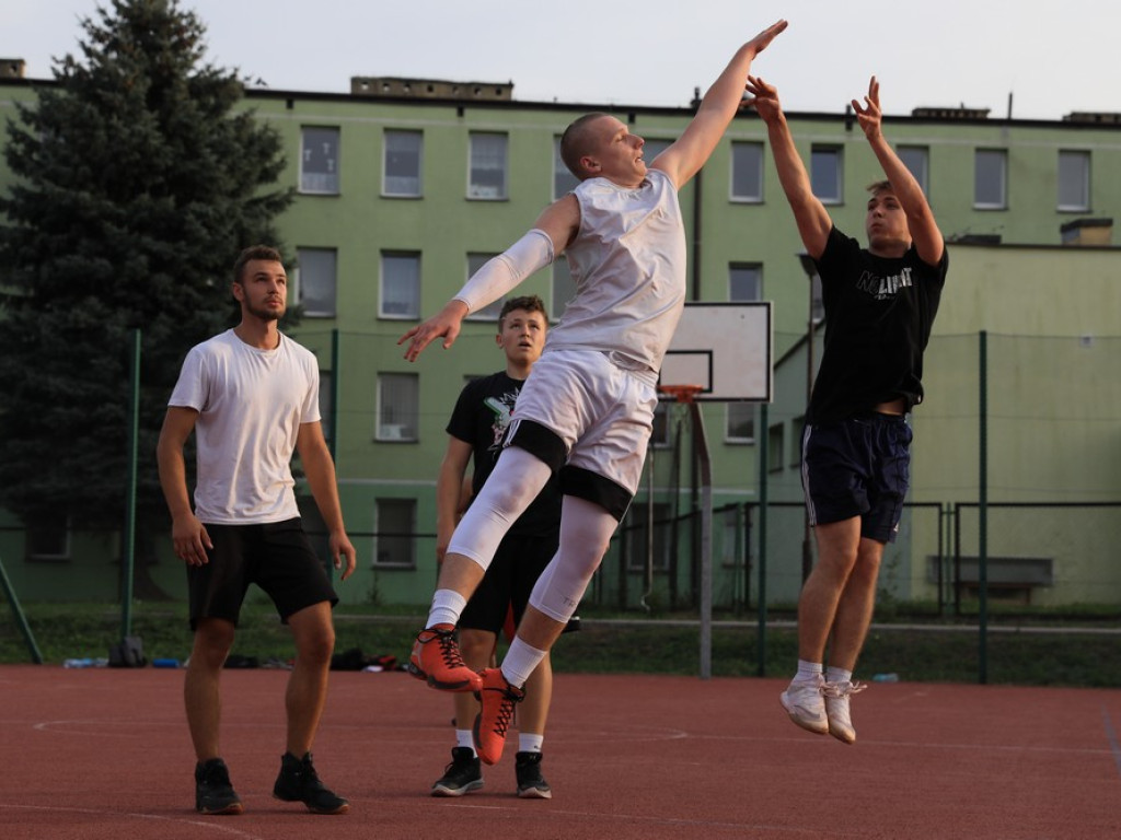 Zajazd orlikowym mistrzem streetballa 3x3 - ZDJĘCIA