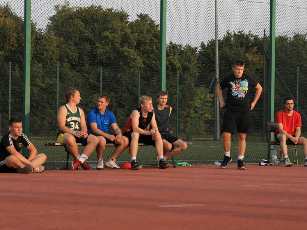 Zajazd orlikowym mistrzem streetballa 3x3 - ZDJĘCIA