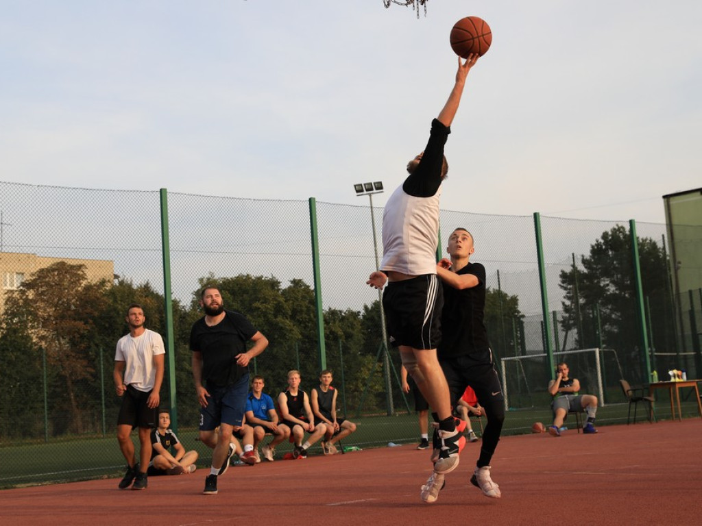 Zajazd orlikowym mistrzem streetballa 3x3 - ZDJĘCIA
