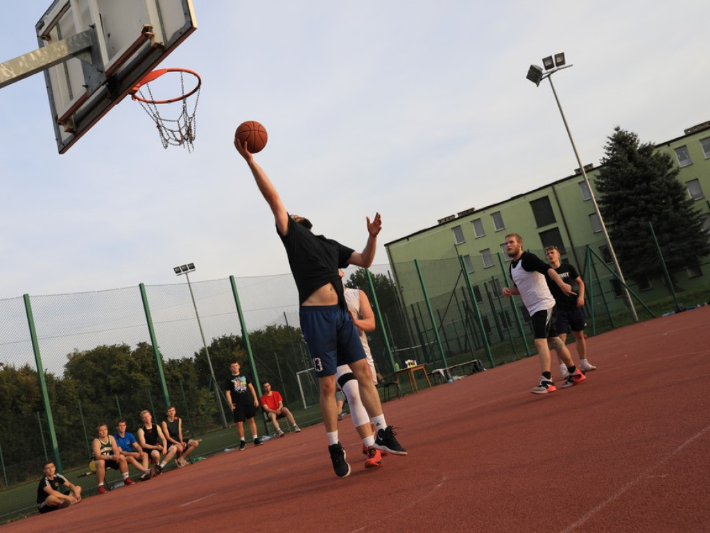 Zajazd orlikowym mistrzem streetballa 3x3 - ZDJĘCIA