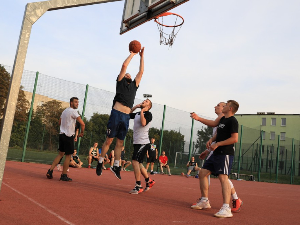 Zajazd orlikowym mistrzem streetballa 3x3 - ZDJĘCIA