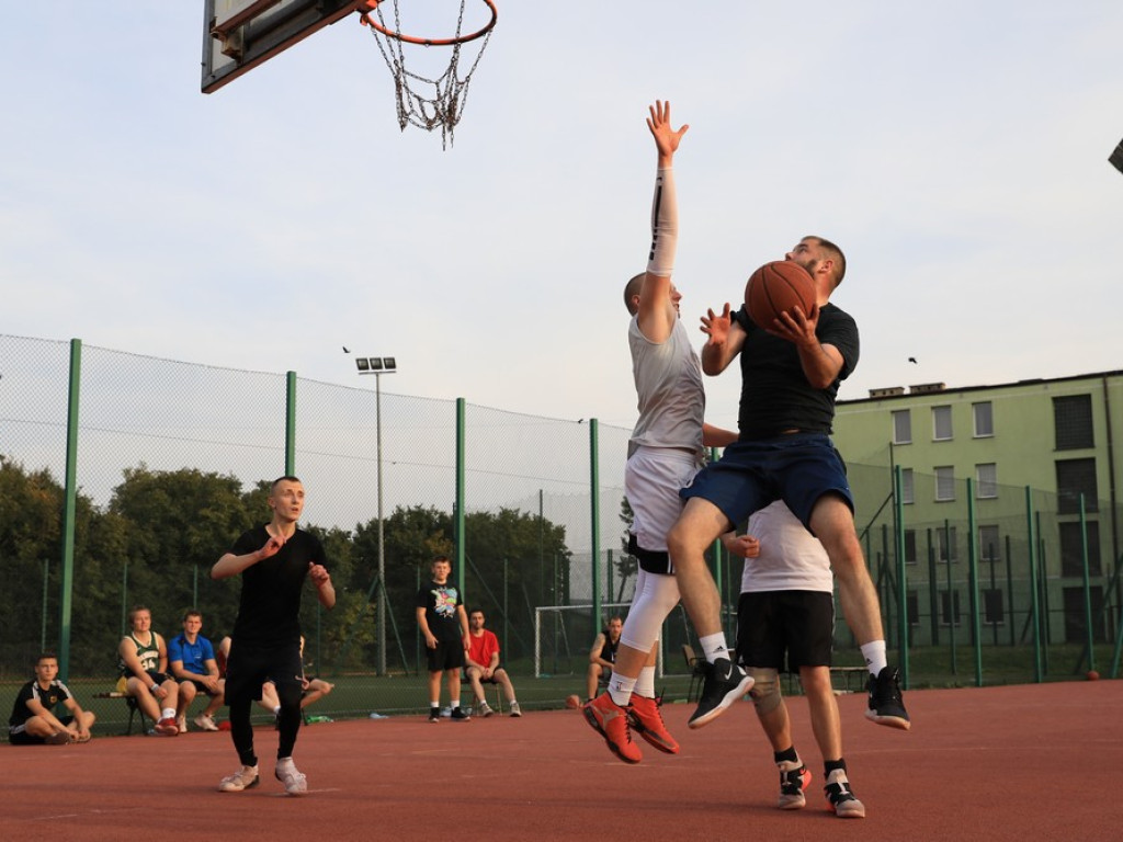 Zajazd orlikowym mistrzem streetballa 3x3 - ZDJĘCIA