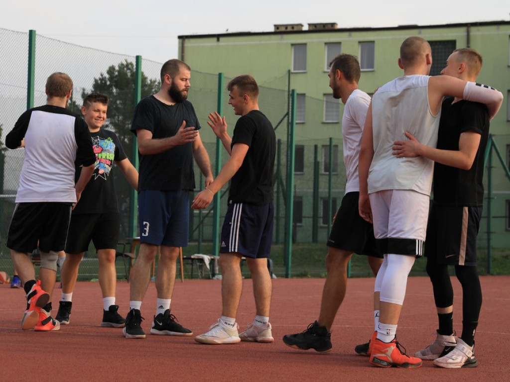 Zajazd orlikowym mistrzem streetballa 3x3 - ZDJĘCIA