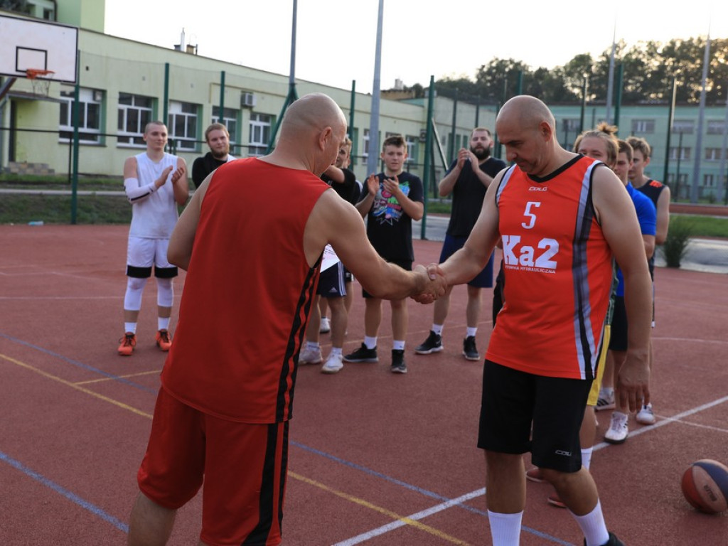 Zajazd orlikowym mistrzem streetballa 3x3 - ZDJĘCIA