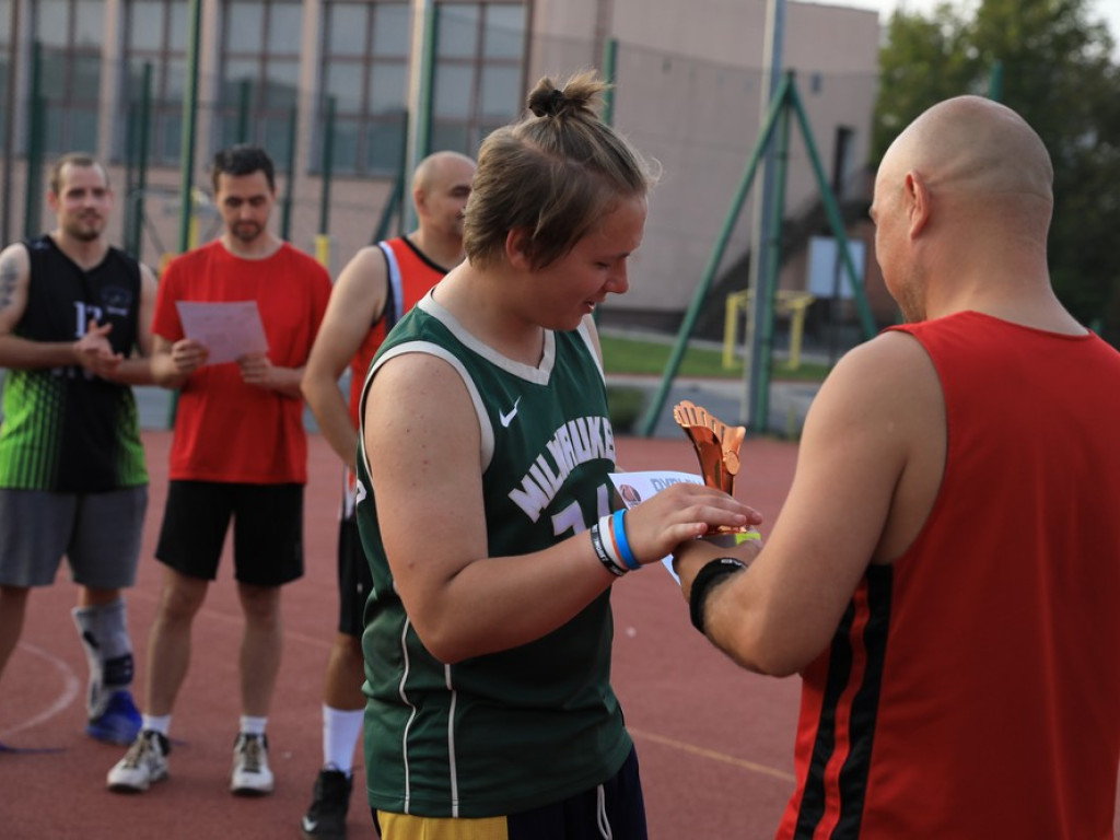 Zajazd orlikowym mistrzem streetballa 3x3 - ZDJĘCIA