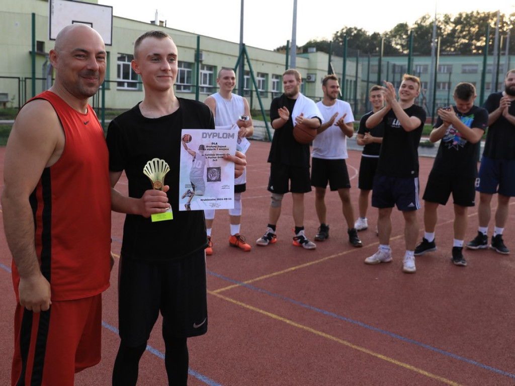 Zajazd orlikowym mistrzem streetballa 3x3 - ZDJĘCIA