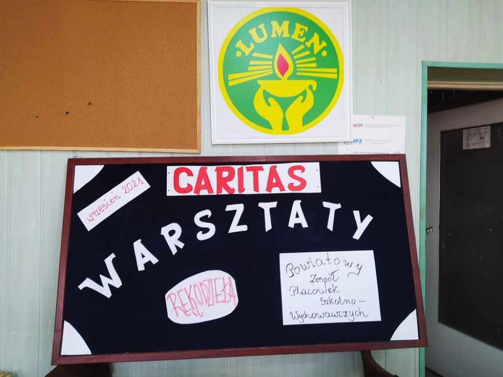 Hrubieszów: Sznurek kreatywnie - warsztaty w Caritas - ZDJĘCIA