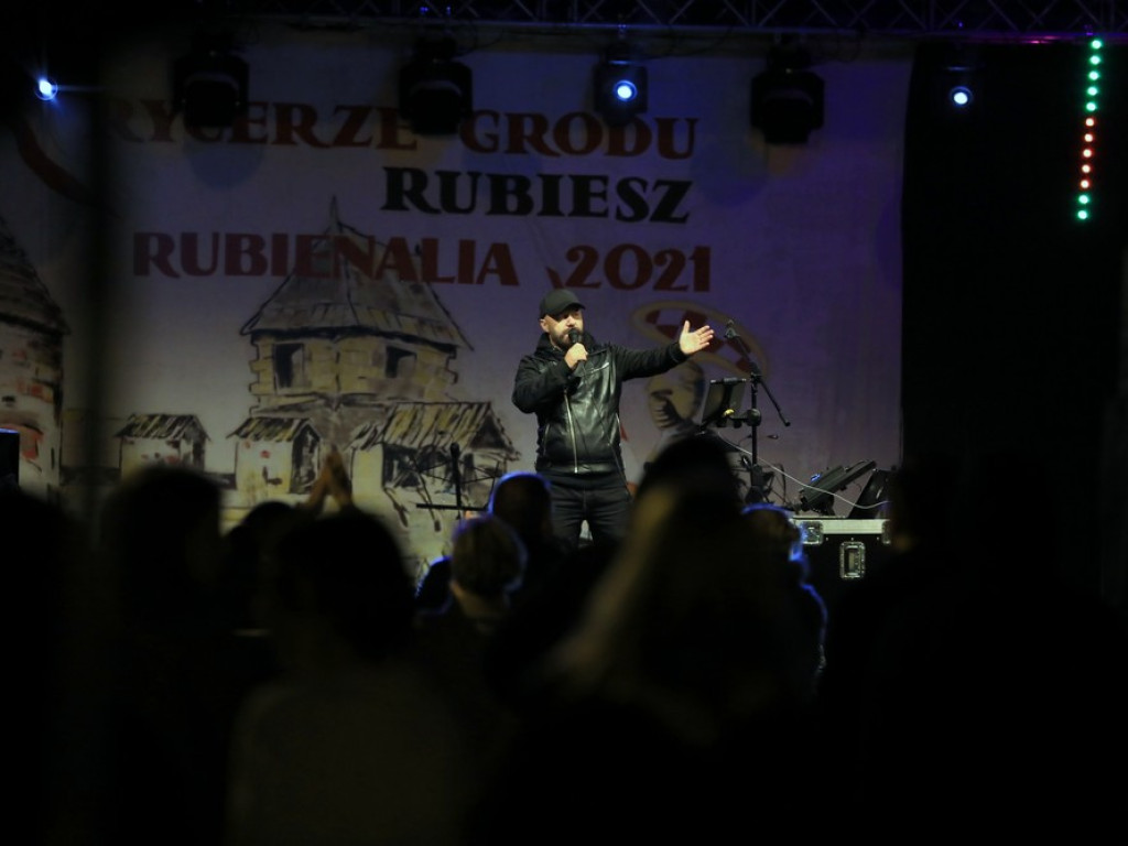 Hrubieszów: Koncert Marka Piekarczyka i Mariusza Telickiego - ZDJĘCIA
