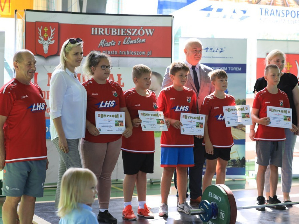 W Hrubieszowie dźwigali ciężary w ramach Euro - Bugu i ku pamięci Trenera! - ZDJĘCIA