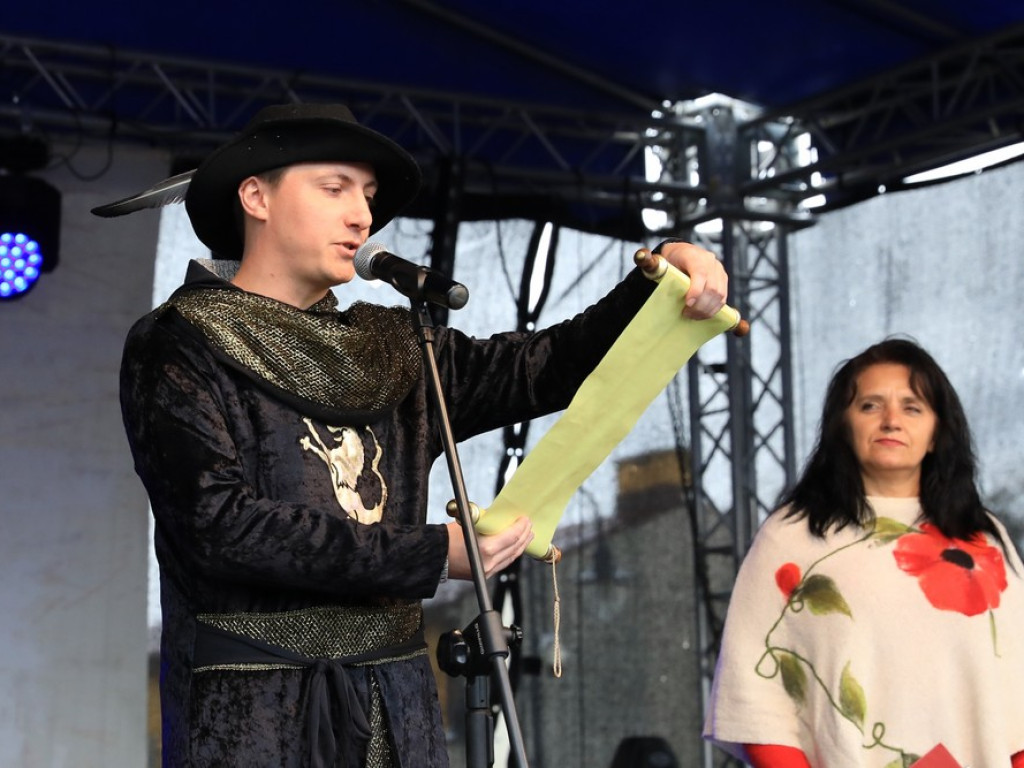 Hrubieszów ma hejnał! Wmurowano kapsułę czasu - ZDJĘCIA, WIDEO