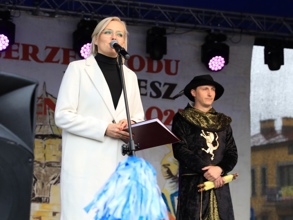 Hrubieszów ma hejnał! Wmurowano kapsułę czasu - ZDJĘCIA, WIDEO