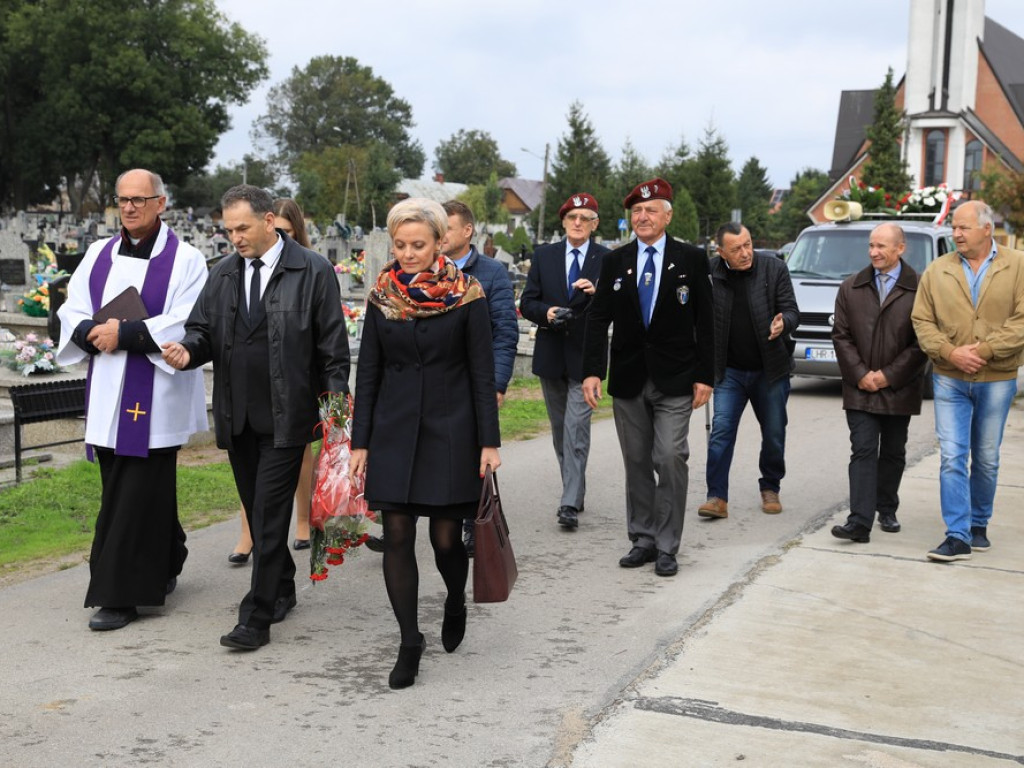 Hrubieszowskie obchody Dnia Spadochroniarza - ZDJĘCIA